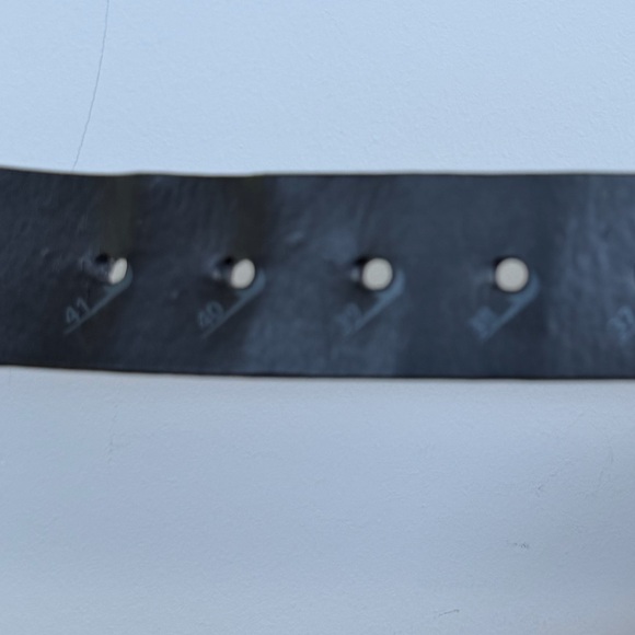 Fox Racing Black Belt with Distressed Silver Buckle 35 - 41 waist - Picture 10 of 11